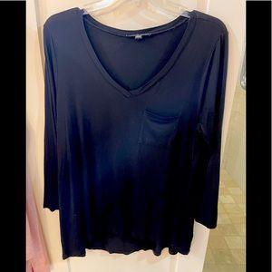 Cable and Gauge Deep Black XL 3/4 Length Knit Top